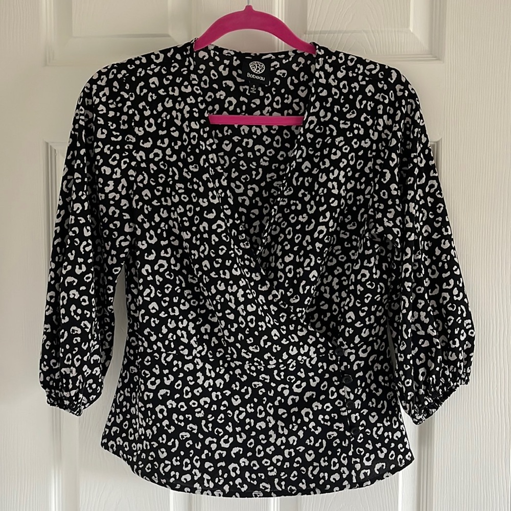 Bobeau Cheetah Wrap Top